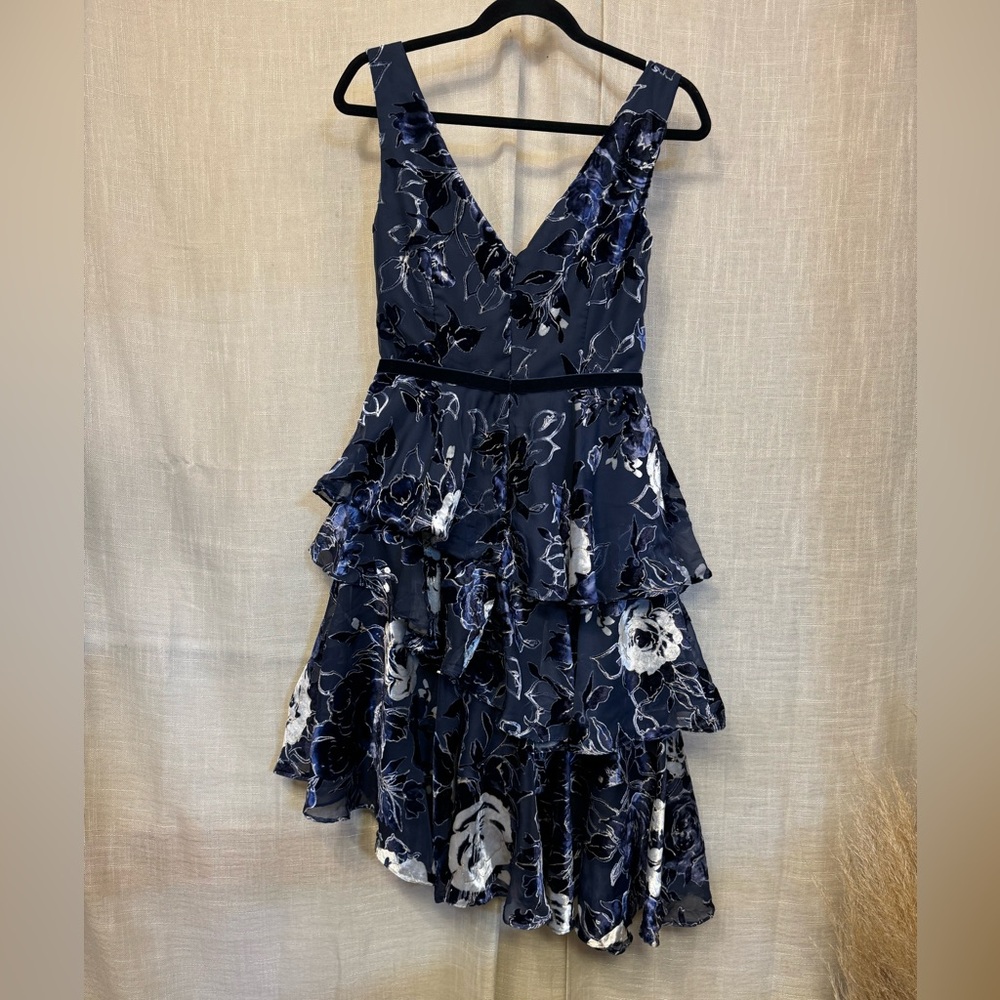 Marchesa Notte Sleeveless Velvet Burnout Chiffon Dress with Tiered Skirt Size 2 - Picture 5 of 9